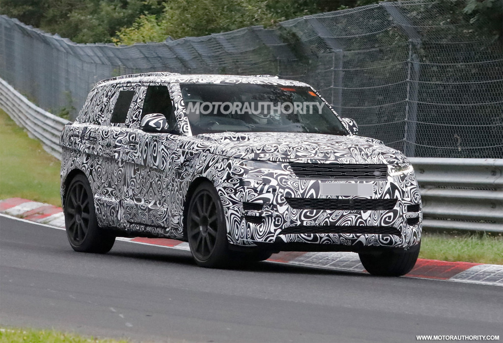 2024 Range Rover Sport SV spy shots - Photo credit: Baldauf