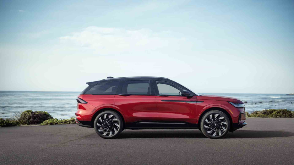 2024 Lincoln Nautilus