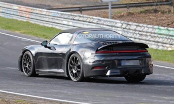 2025 Porsche 911 Targa spied with updates