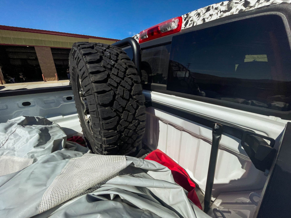 Checrolet Colorado ZR2 Bison teased Checrolet Colorado ZR2 Bison teased