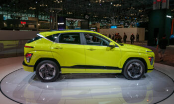 Hyundai skips Kona Hybrid in US, adds lower-priced Kona EV instead