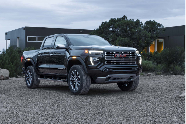 2023 GMC Canyon Denali 2023 GMC Canyon Denali