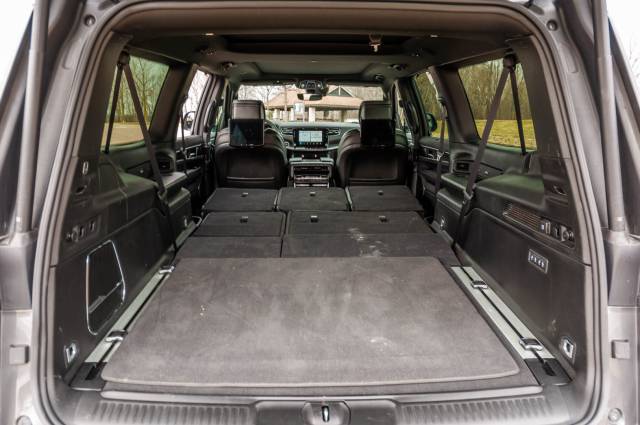 2023 Jeep Wagoneer L