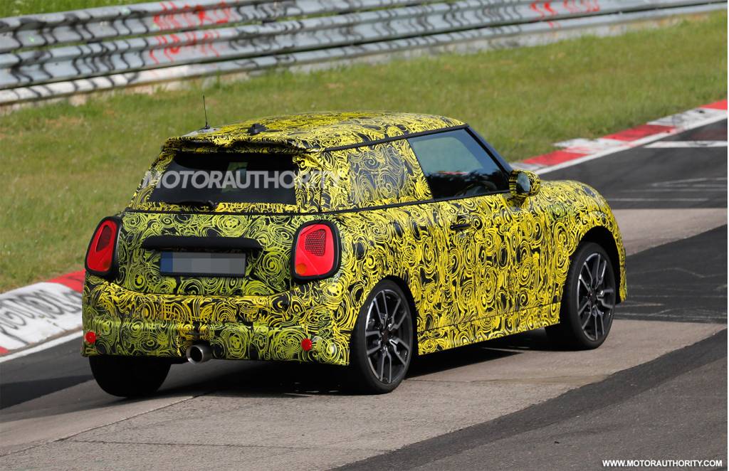2025 Mini Cooper S spy shots - Photo credit: Baldauf 2025 Mini Cooper S spy shots - Photo credit: Baldauf