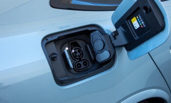 BMW tests how its EVs might supplement the grid