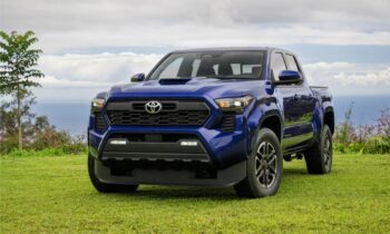 Hybrid headlines 2024 Toyota Tacoma lineup, no EV yet