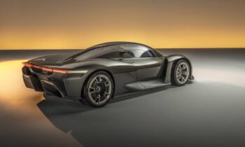 Porsche Mission X previews electric sports cars, 900V charging