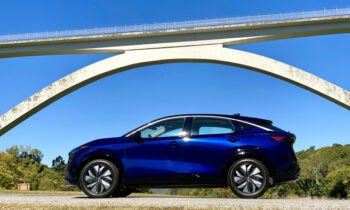 Nissan Ariya vs. VW ID.4: Compare Electric Cars