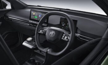 MG 4 Xpower electric hot hatch dishes out 429 hp