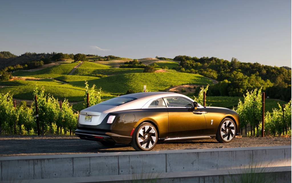 2024 Rolls-Royce Spectre