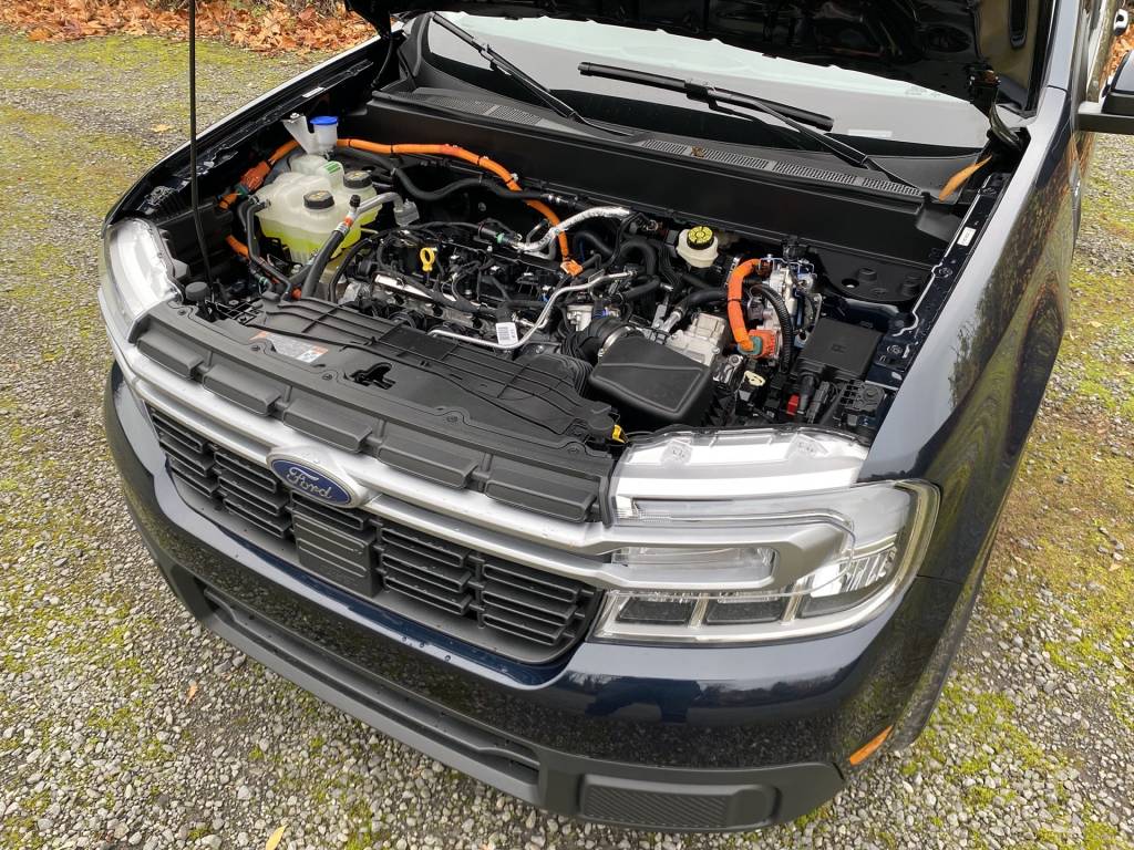 Ford Maverick Hybrid underhood Ford Maverick Hybrid underhood