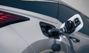 2024 Lexus RX 450h+ PHEV: 35 electric miles, 35 mpg, due late 2023