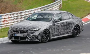 2025 BMW M5 Touring spy shots