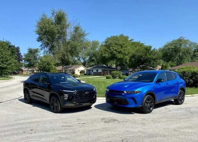 Dodge Hornet (blue) vs. Chevy Trax (black)