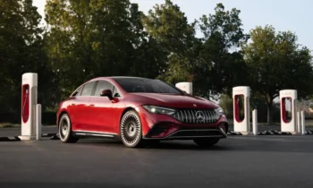 Study: EV drivers want gas-station perks at charging stops