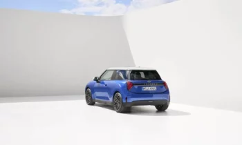 2025 Mini Cooper electric hatch revealed with up to 215 hp