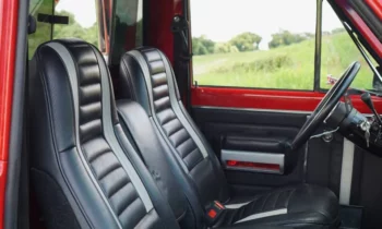 Vigilante 4×4 breathes new life into Jeep J-10 Honcho Sportside