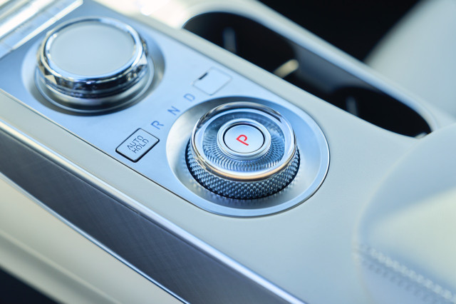 2023 Genesis Electrified GV70 test drive review