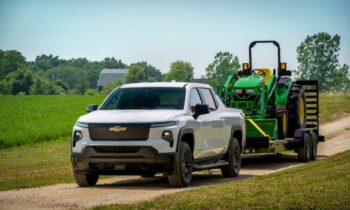 GM delays Equinox EV and electric trucks, abandons targets