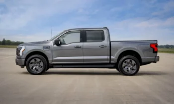 2024 Ford F-150 Lightning Flash signals range-boosting heat pump