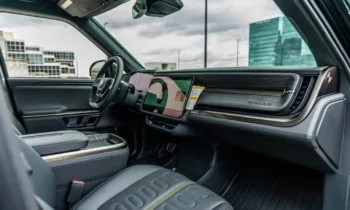 Apocalypse Nirvana lifts and modifies Rivian R1T