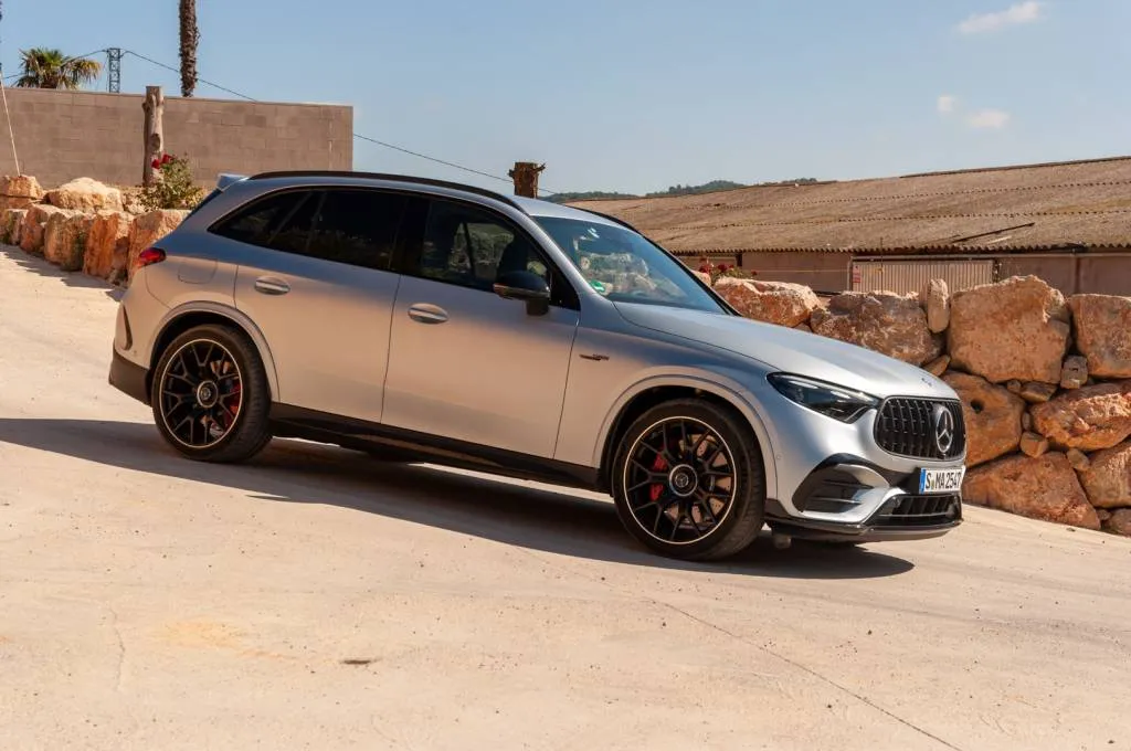 2025 Mercedes-Benz AMG GLC 63 S E Performance
