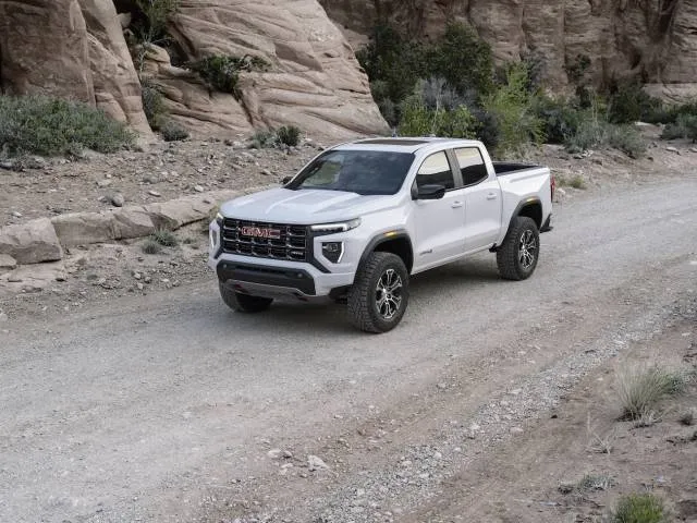 2024 GMC Canyon 2024 GMC Canyon