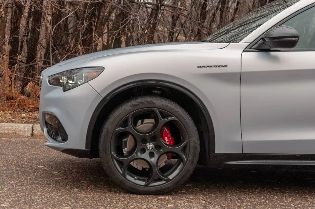 2024 Alfa Romeo Stelvio 2024 Alfa Romeo Stelvio