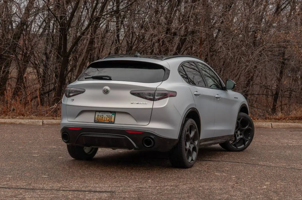 2024 Alfa Romeo Stelvio 2024 Alfa Romeo Stelvio