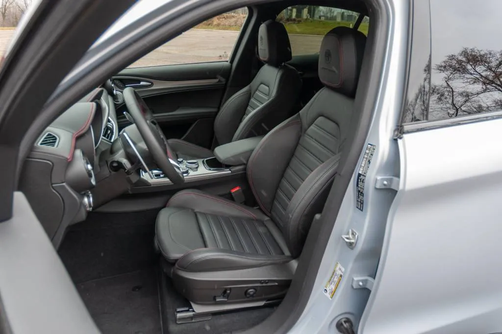 2024 Alfa Romeo Stelvio 2024 Alfa Romeo Stelvio