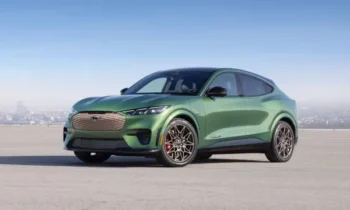 2025 Chevy Equinox leads the latest new car news and reviews