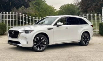 2025 Mazda CX-70 premium crossover debuts Jan. 30