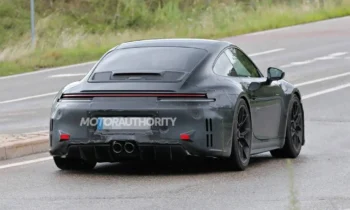 2025 Porsche 911 GT3 Touring spied with updates