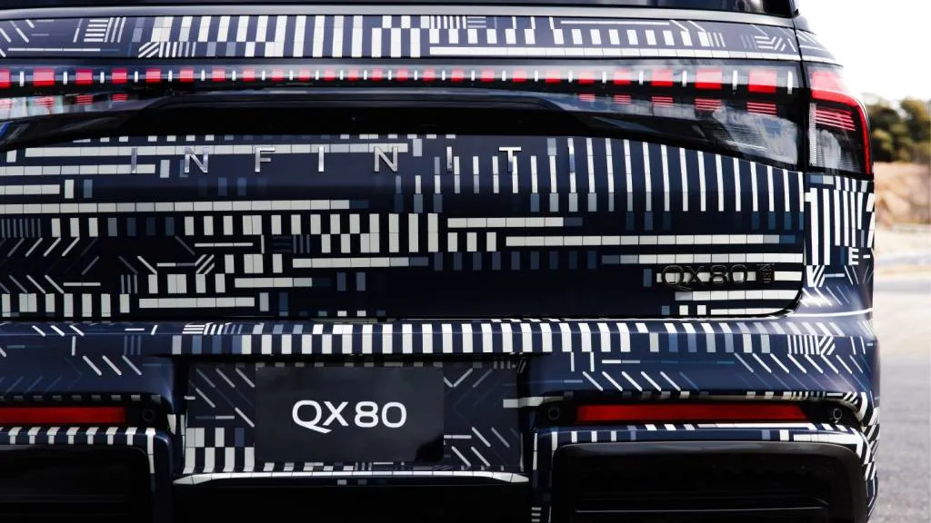 2025 Infiniti QX80 teaser image 2025 Infiniti QX80 teaser image