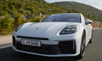 2025 Porsche Panamera plug-in hybrids mix in more EV miles