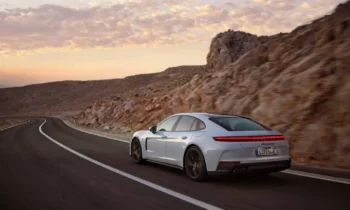 2025 Porsche Panamera 4 E-Hybrid and 4S E-Hybrid expand lineup