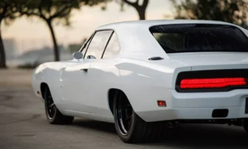 SpeedKore built a carbon-bodied, Hellcat-powered 1970 Charger