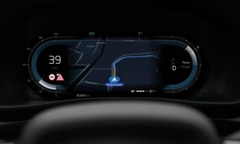 Volvo cars will soon warn of crashes ahead